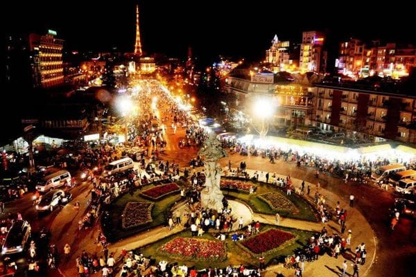 chợ đêm đà lạt