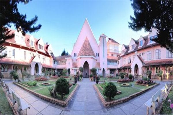 nhà thờ domaine de marie