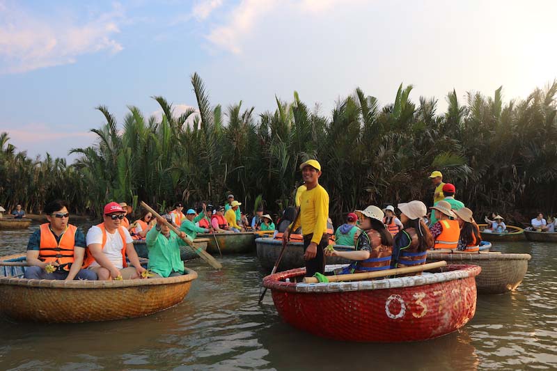 Thực Đơn siêu ngon với tour rừng dừa bảy mẫu giá rẻ