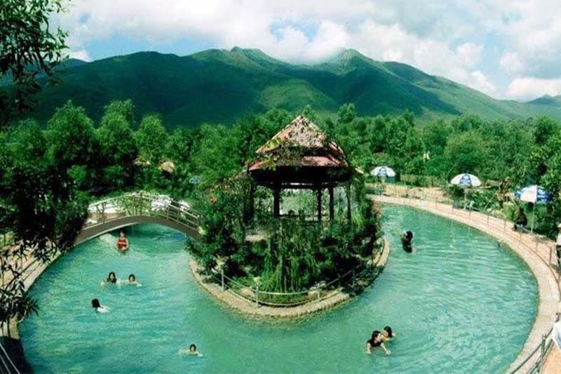 Suối nước nóng thanh tân ở huế
