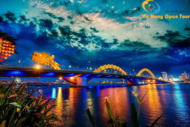 Cầu Rồng phun lửa Đà Nẵng