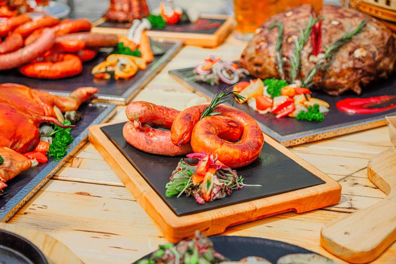 đi bà nà hill có được mang theo đồ ăn không 